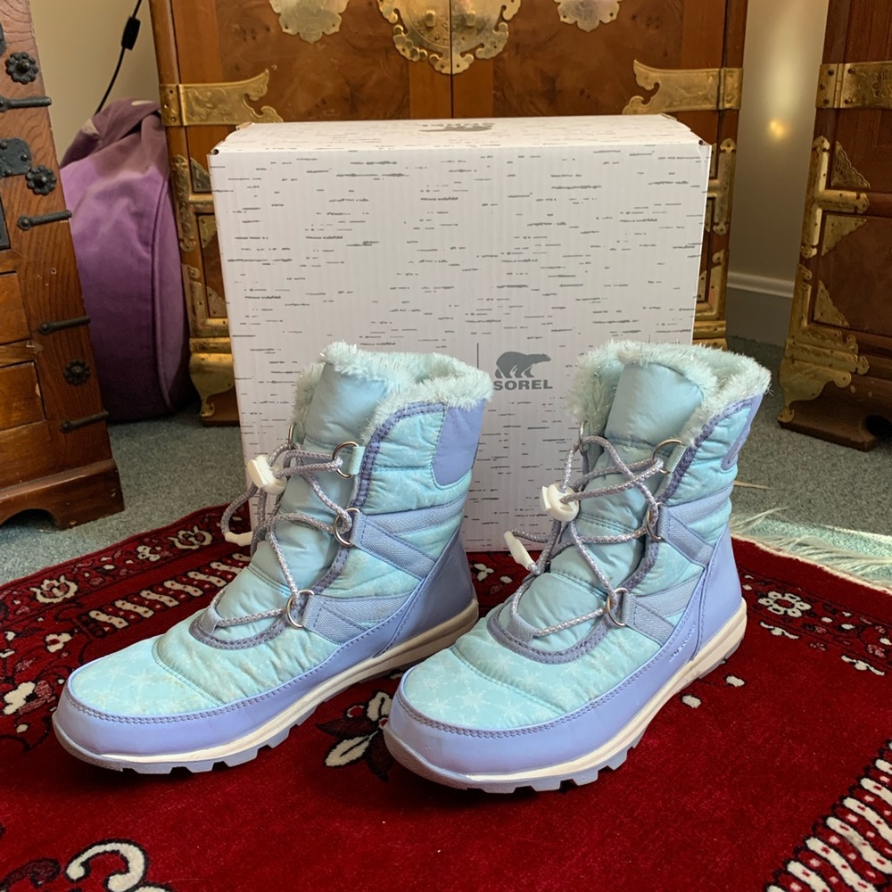 Disney X Sorel Youth Whitney Short Lace Frozen Elsa Boots size 5